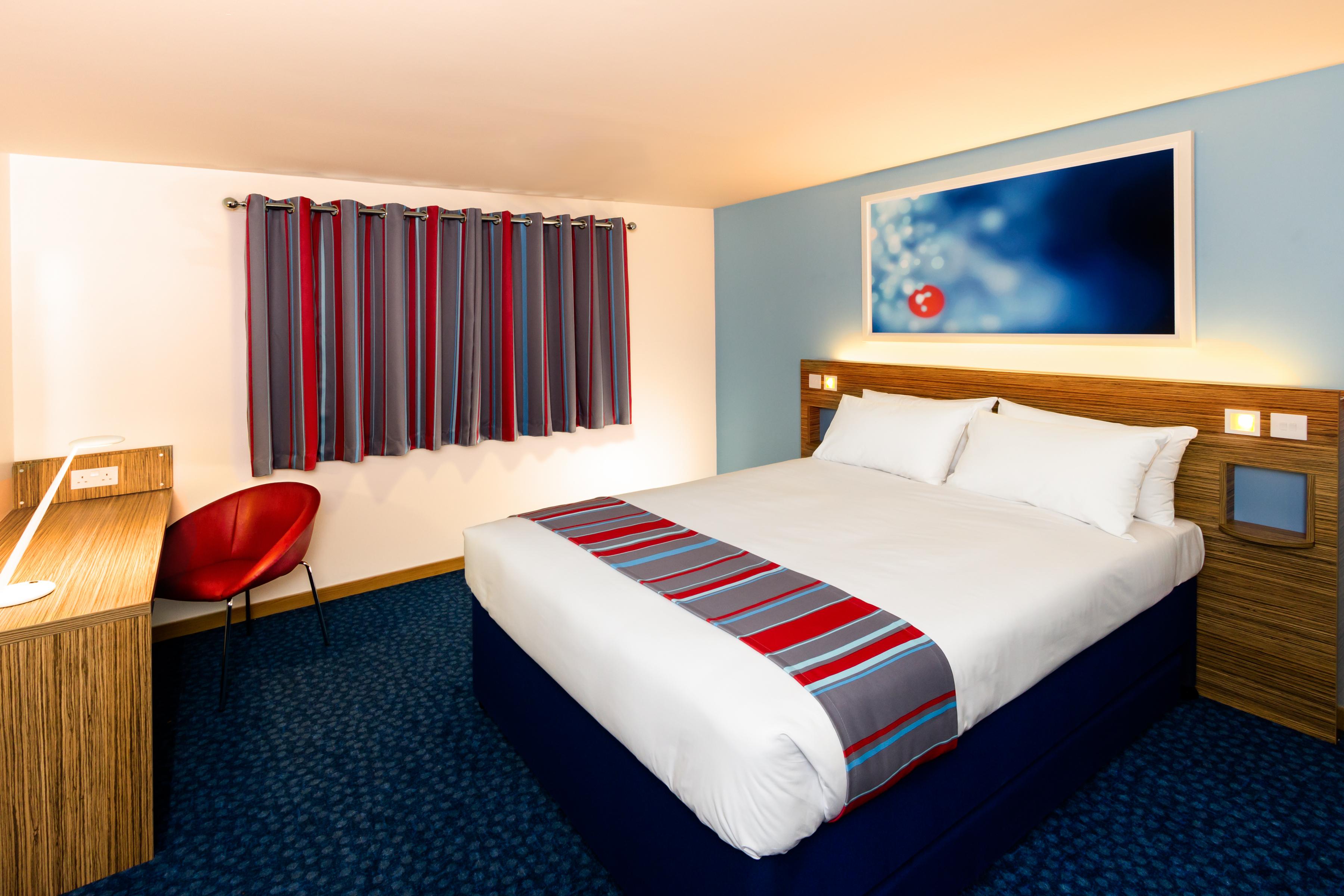 Travelodge Edinburgh Central Waterloo Place ภายนอก รูปภาพ