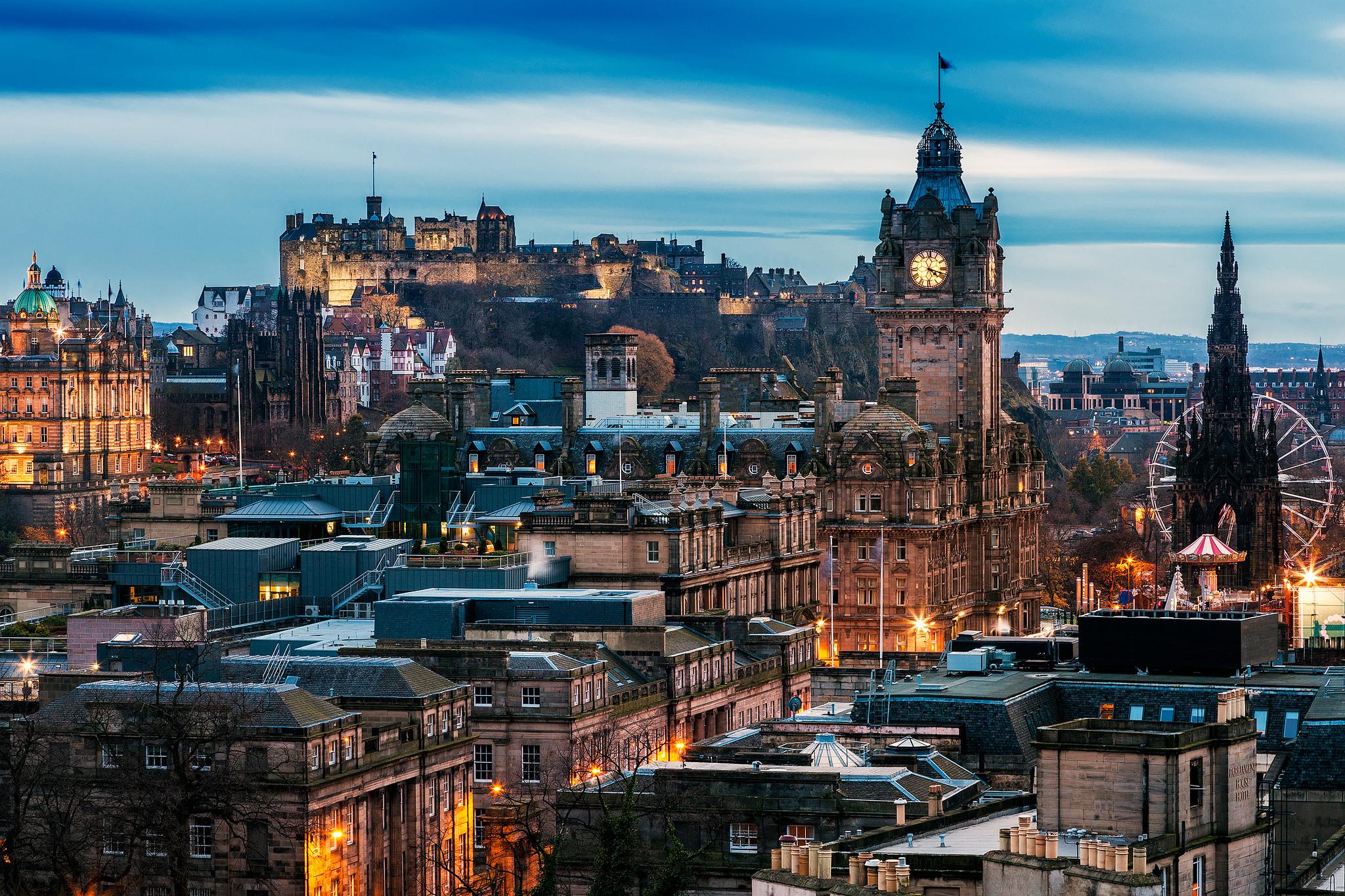 Travelodge Edinburgh Central Waterloo Place ภายนอก รูปภาพ